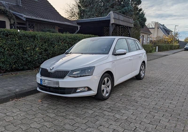 Weiß Gebraucht 2018 Skoda Fabia Style Kombi | 7.450 € (Superpreis) - Bild 1/4