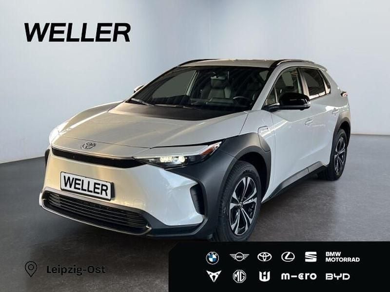 Gebraucht Toyota bZ4X Basis 150 kW (204 PS) 2023 Weiss SUV