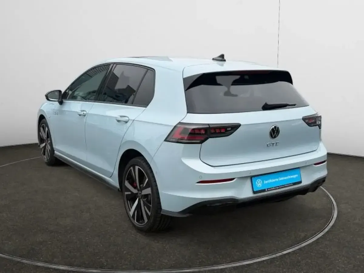 Gebraucht VW Golf VIII Style 272 PS (200 kW) 2025 Blau Limousine