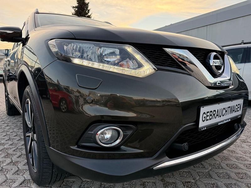 Gebraucht Nissan X-Trail N-Connecta 131 PS (96 kW) 2017 Grün SUV