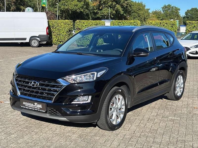 Phantom black Gebraucht 2018 Hyundai Tucson Trend SUV | 15.990 € (Fairer Preis) - Bild 1/4