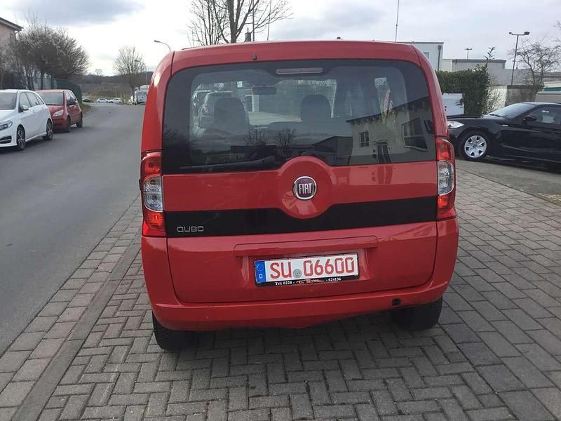 Gebraucht Fiat Qubo Dynamic 73 PS (53 kW) 2009 Rot Van / Kleinbus