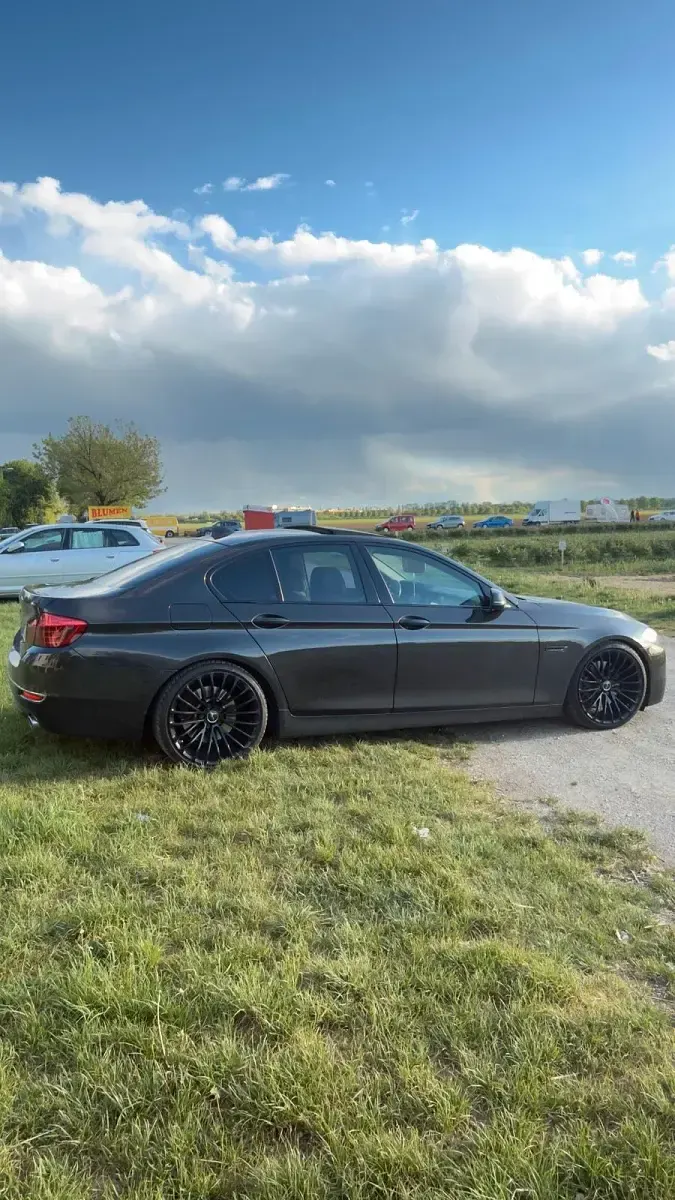 Używany BMW 535 313 KM (230 kW) 2014 Brązowy Sedan/Limuzyna