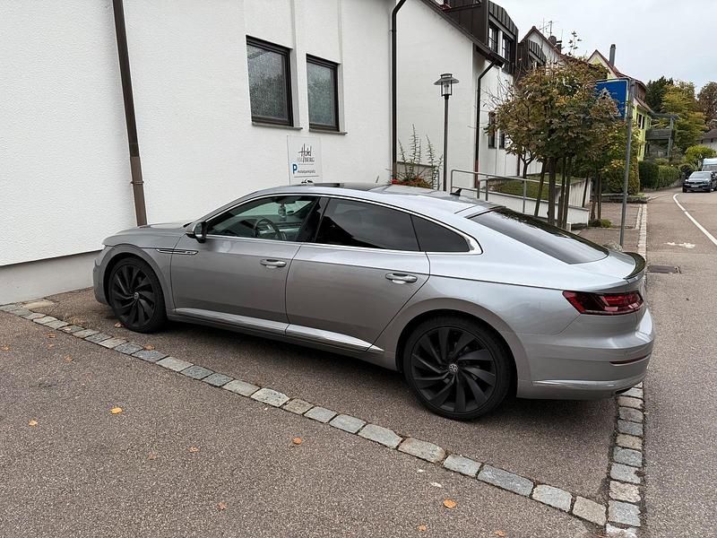Gebraucht 2019 VW Arteon R-line Limousine | 26.400 € (Fairer Preis) - Bild 1/4