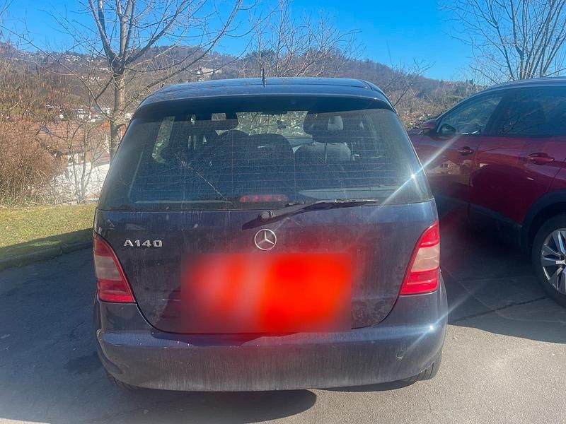 Gebraucht Mercedes A140 82 PS (60 kW) 2000 Blau Limousine