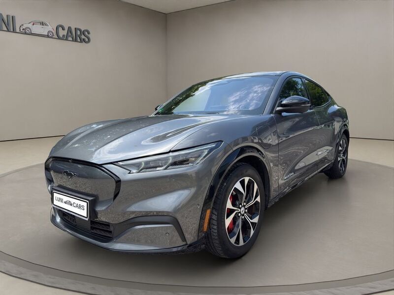 Grau Gebraucht 2022 Ford Mustang Mach-E SUV | 31.790 € (Superpreis) - Bild 1/4