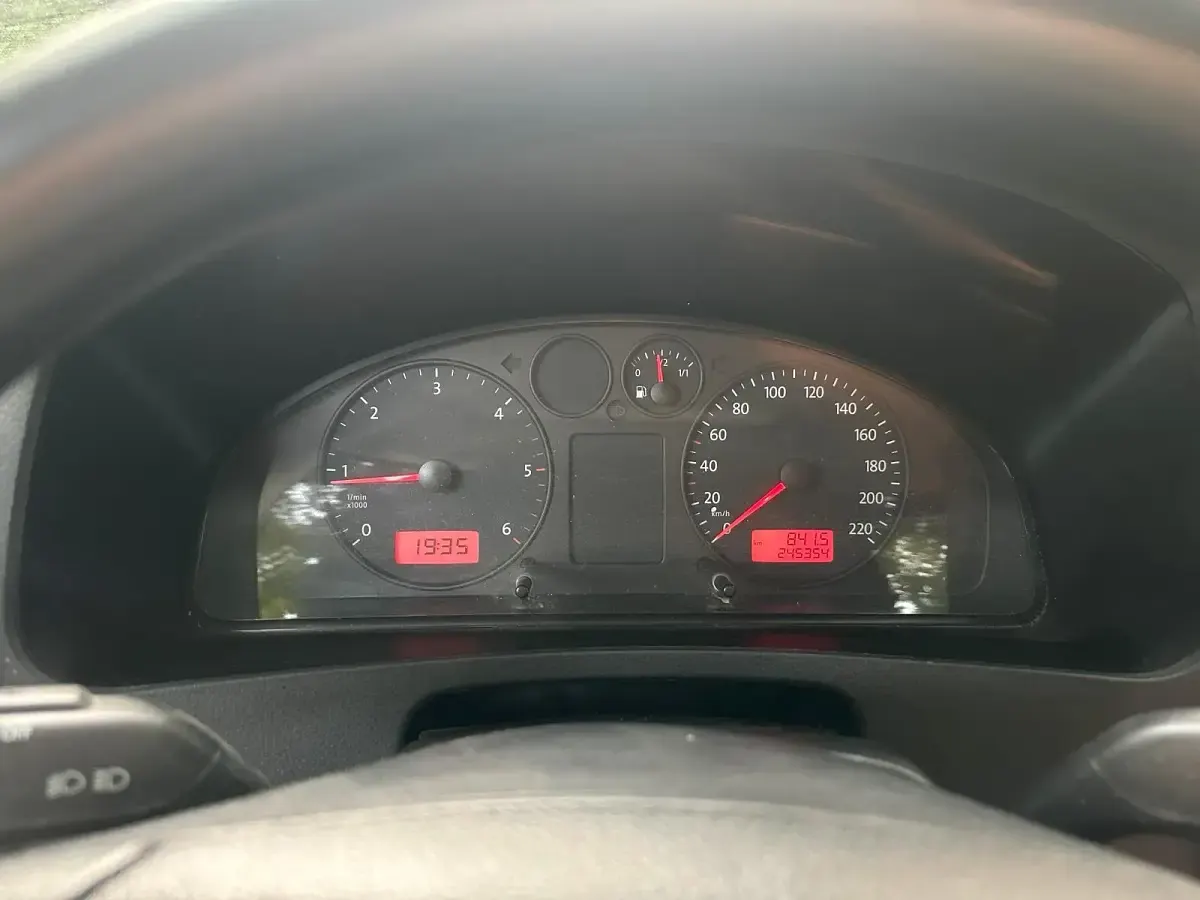 Gebraucht VW T5 84 PS (61 kW) 2008 Weiß Van