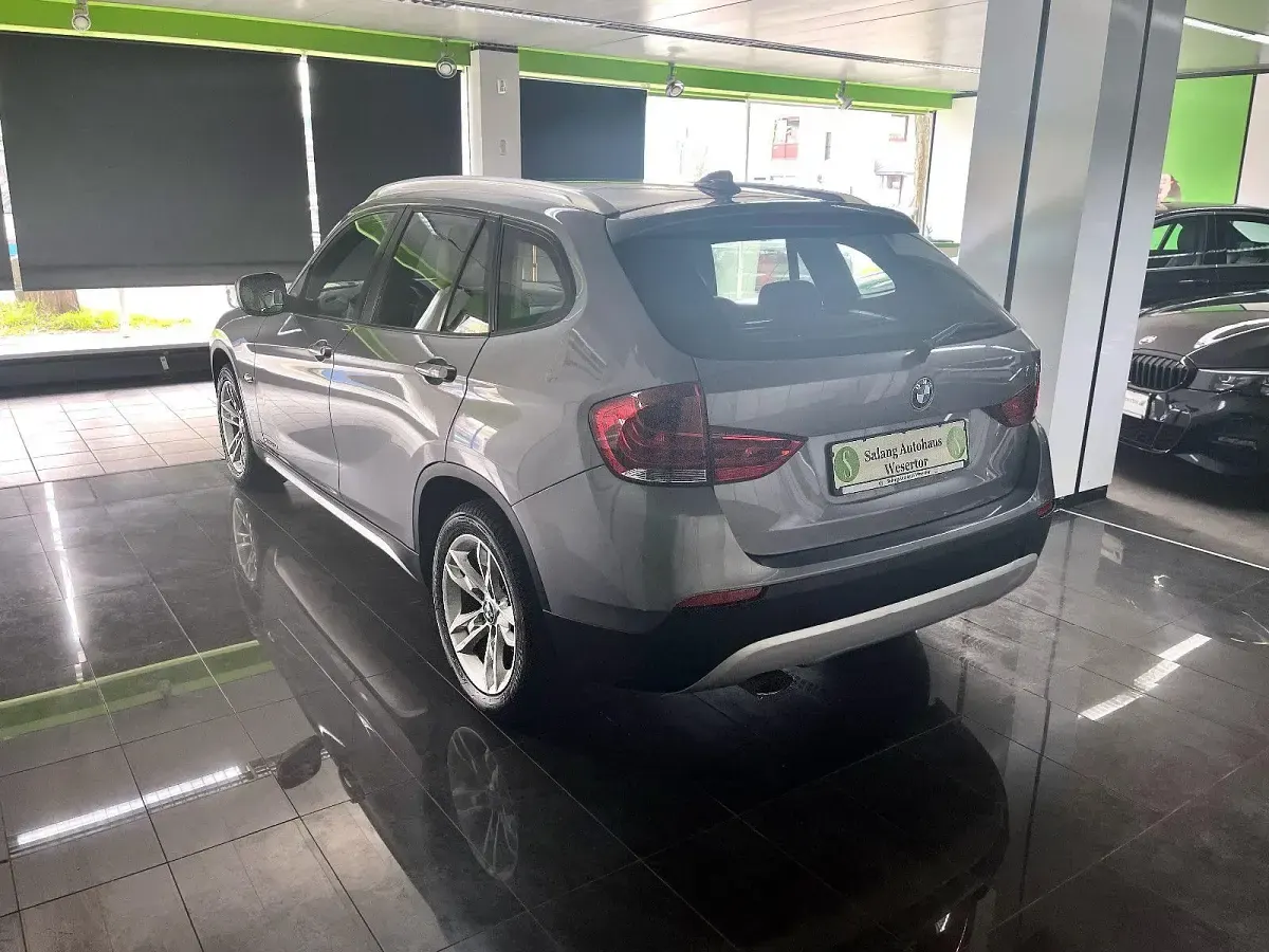 Używany BMW X1 Performance 177 KM (130 kW) 2011 Szary SUV