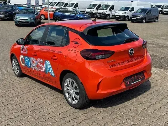 Gebraucht Opel Corsa-e Edition 100 kW (136 PS) 2022 Orange fizz Kleinwagen