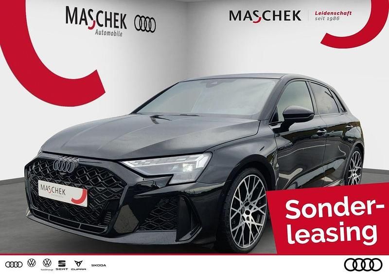 Mythosschwarz Neu 2025 Audi RS3 Sportback Premium Kleinwagen | 66.555 € (Guter Preis) - Bild 1/4