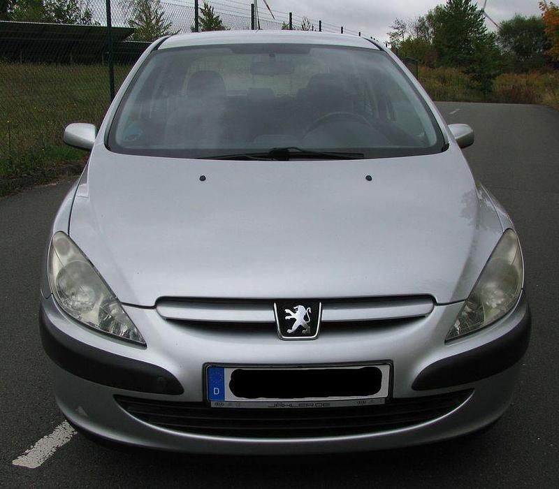Gebraucht Peugeot 307 109 PS (80 kW) 2003 Silber Limousine