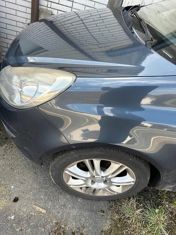 Gebraucht Opel Corsa 90 PS (66 kW) 2009 Blau Kleinwagen