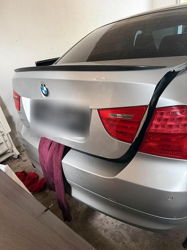 Gebraucht BMW 325 218 PS (160 kW) 2006 Silber Limousine