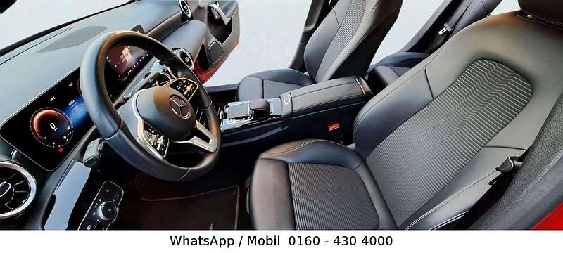 Gebraucht Mercedes A200 163 PS (119 kW) 2019 Rot Limousine
