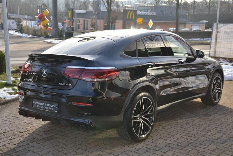 Gebraucht Mercedes GLC43 AMG AMG 390 PS (286 kW) 2023 Schwarz Coupé
