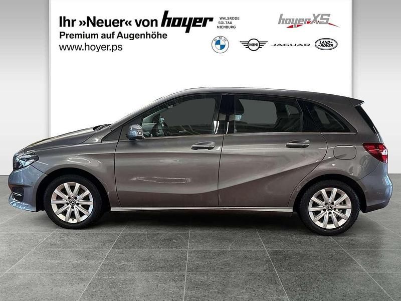 Gebraucht Mercedes B200 Style 136 PS (100 kW) 2017 Mountaingrau (metallic) Van / Kleinbus