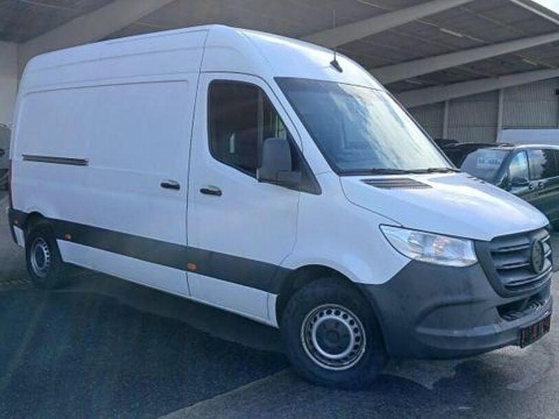 Gebraucht Mercedes E-Sprinter 85 kW (116 PS) 2020 Arktikweiss Van