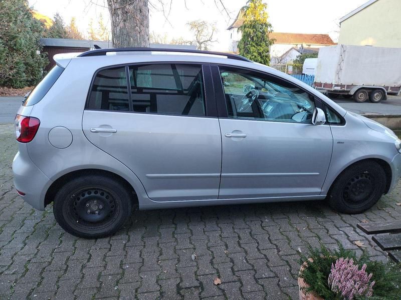 Gebraucht VW Golf Plus Cross Life 105 PS (77 kW) 2014 Grau Van / Kleinbus