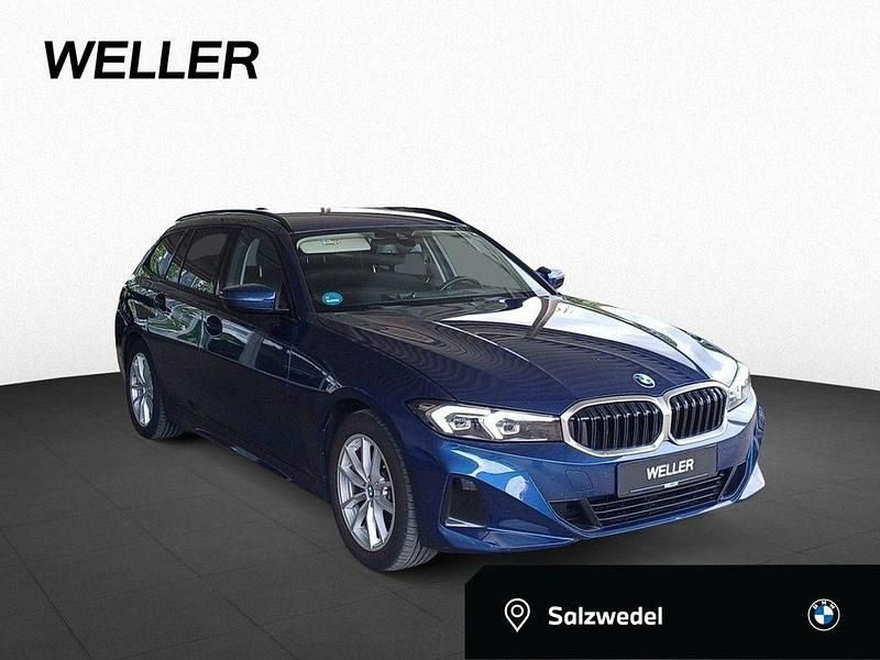 Blau Gebraucht 2023 BMW 320 Shadowline Kombi | 29.990 € (Superpreis) - Bild 1/4