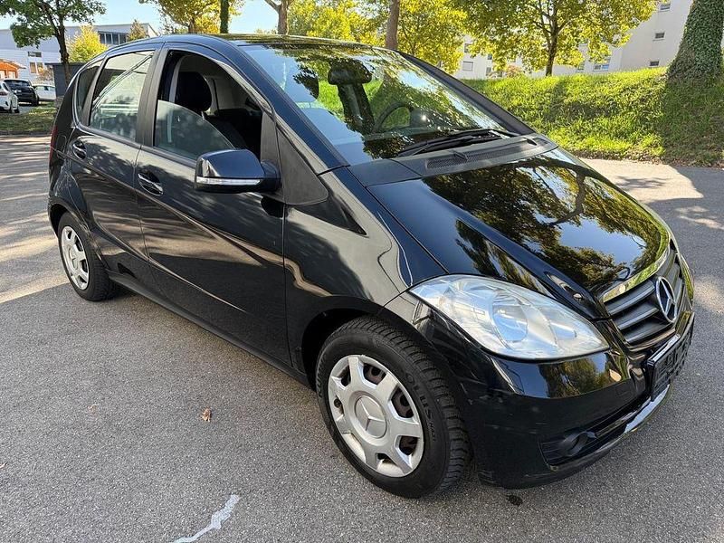 Schwarz Gebraucht 2010 Mercedes A160 Van / Kleinbus | 3.999 € (Guter Preis) - Bild 1/4