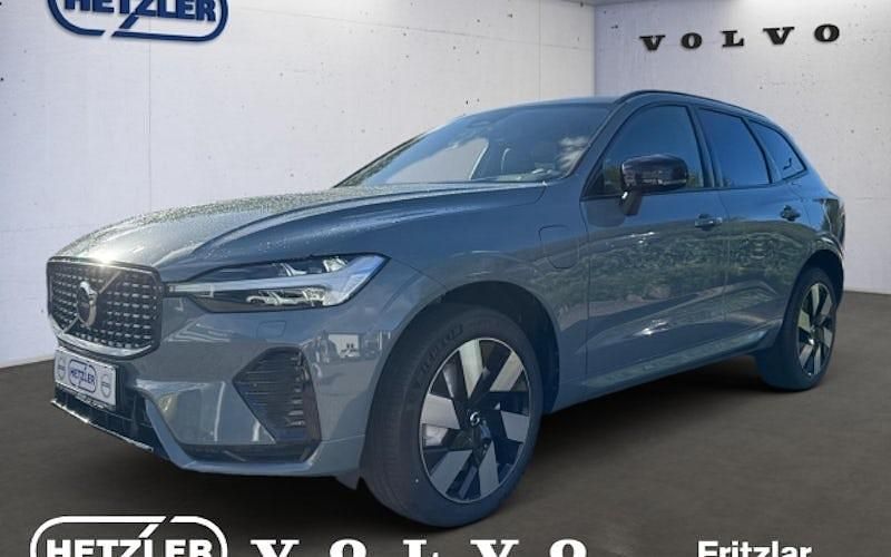 Neu Volvo XC60 Plus 350 PS (257 kW) 2025 Grau SUV