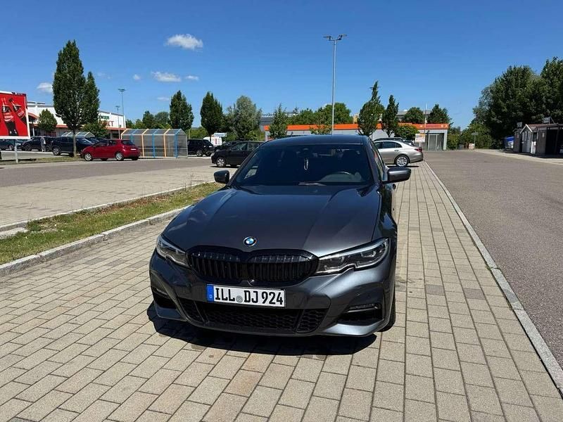 Gebraucht 2022 BMW 330e Shadowline Limousine | 35.500 € (Teuer) - Bild 1/4