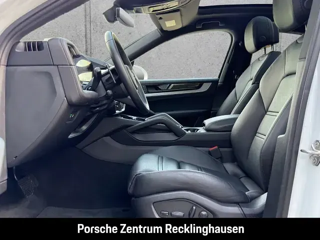 Gebraucht Porsche Cayenne E-Hybrid Coupe 470 PS (345 kW) 2024 Weiss SUV