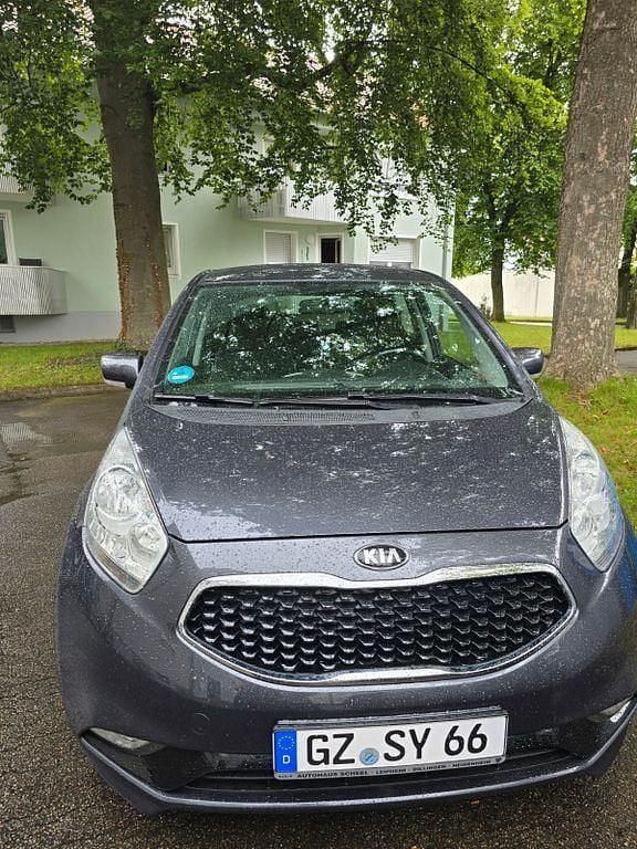 Gebraucht Kia Venga DREAM-TEAM Edition 125 PS (91 kW) 2017 Grau Kleinwagen