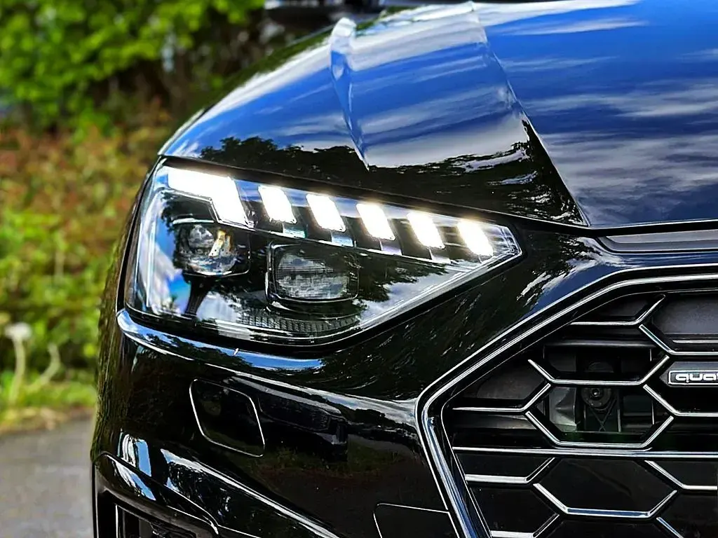 Gebraucht Audi A4 S-Line 265 PS (194 kW) 2025 Schwarz Limousine