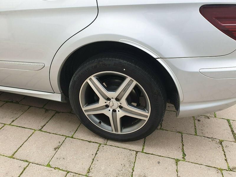 Gebraucht Mercedes R350 224 PS (164 kW) 2010 Silber Van / Kleinbus