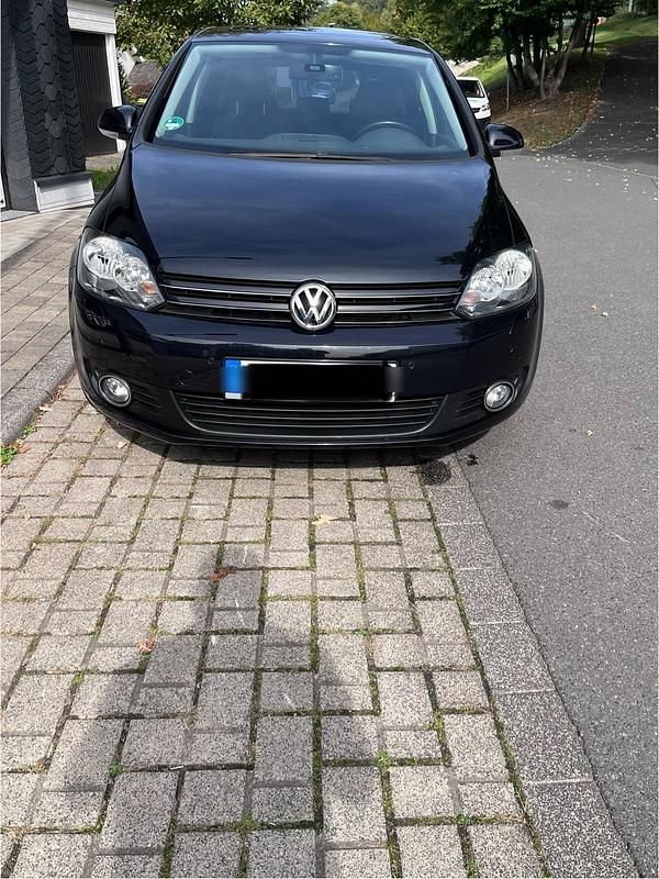 Weiß Gebraucht 2009 VW Golf Plus Van / Kleinbus | 6.750 € (Fairer Preis) - Bild 1/4