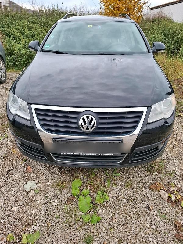 Schwarz Gebraucht 2010 VW Passat Kombi | 1.750 € (Superpreis) - Bild 1/4