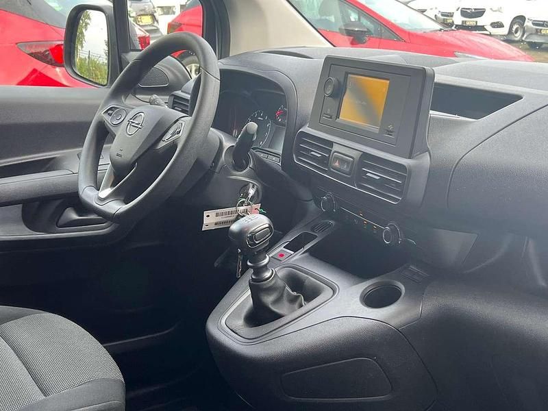 Gebraucht Opel Combo Edition 102 PS (75 kW) 2024 Weiß Van / Kleinbus