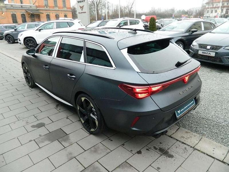 Neu Cupra Leon VZ 333 PS (244 kW) 2025 Magnetic grau matt Kombi