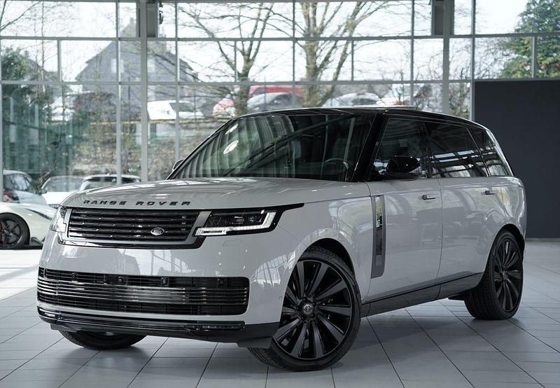 Gebraucht Land Rover Range Rover 615 PS (452 kW) 2024 Borasco grey SUV