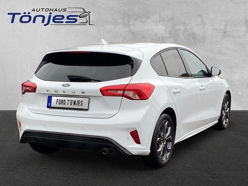 Gebraucht Ford Focus ST-Line 125 PS (91 kW) 2019 Weiß Limousine