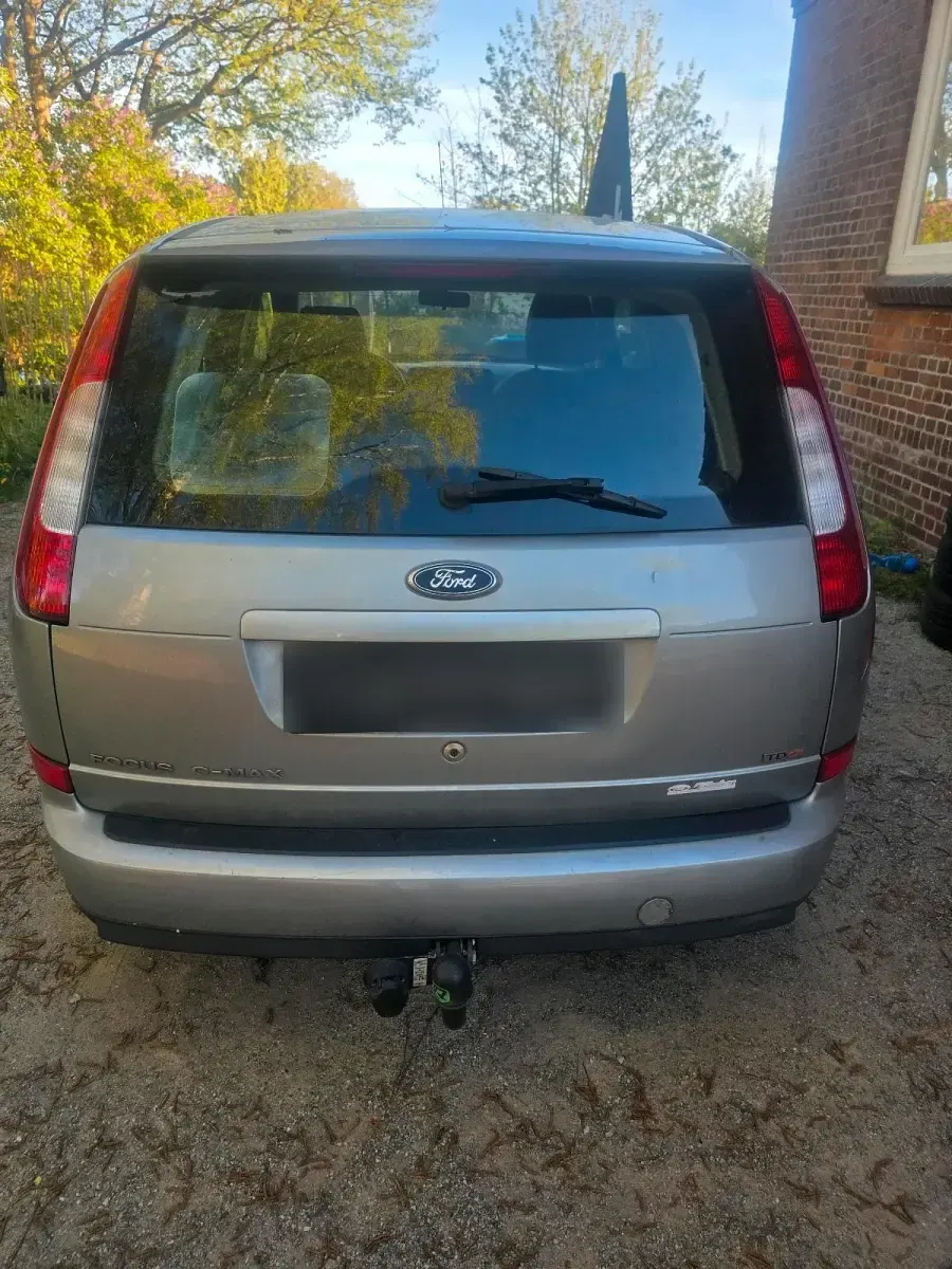 Second-hand Ford Focus 109 CP (80 kW) 2004 Hatchback