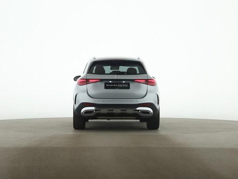 Gebraucht Mercedes GLC200 AMG 204 PS (150 kW) 2025 Silber SUV