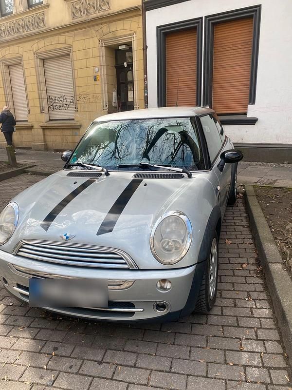 Gebraucht Mini Cooper 90 PS (66 kW) 2006 Silber Kleinwagen