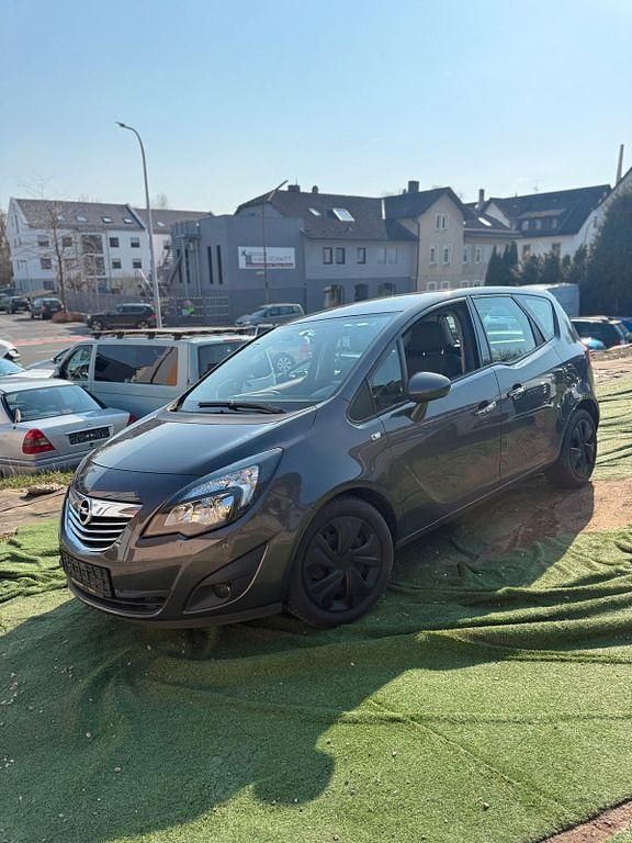 Gebraucht Opel Meriva Innovation 140 PS (102 kW) 2011 Grau Van / Kleinbus