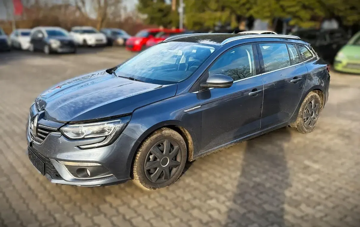 Gebraucht Renault Mégane GrandTour Experience 132 PS (97 kW) 2016 Grau Kombi