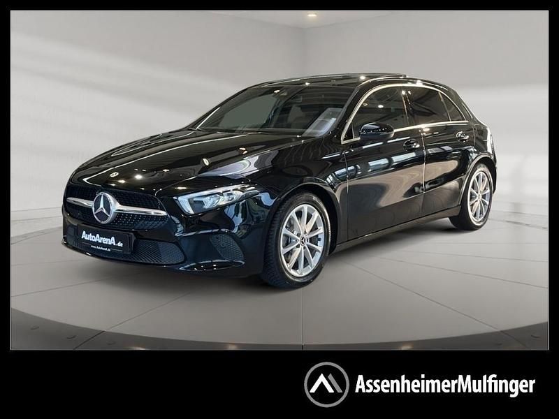 Schwarz Gebraucht 2018 Mercedes A200 Progressive Limousine | 20.759 € (Fairer Preis) - Bild 1/4