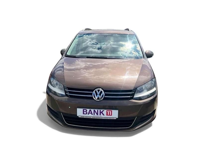 Gebraucht VW Sharan Comfortline 140 PS (102 kW) 2011 Toffeebraun metallic Van / Kleinbus