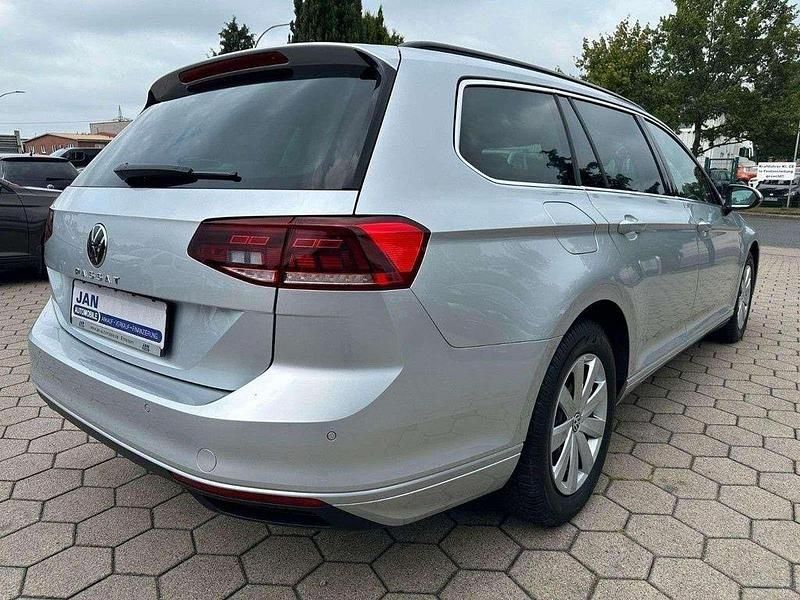 Gebraucht VW Passat Business 150 PS (110 kW) 2021 Silber Kombi