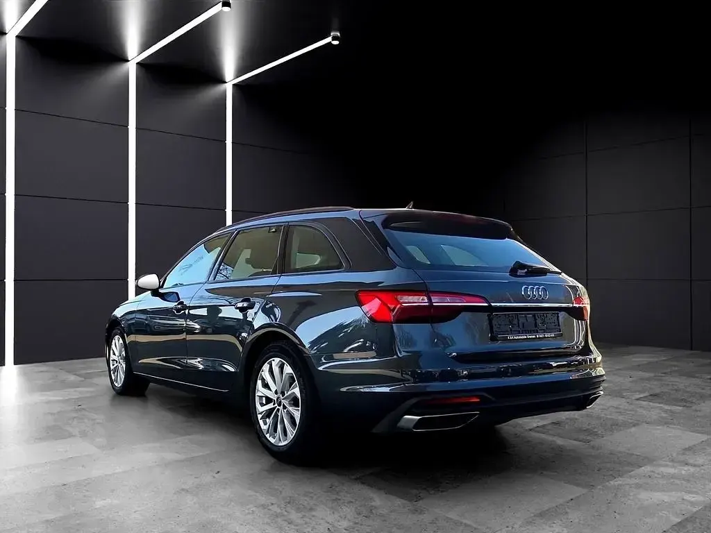 Gebraucht Audi A4 204 PS (150 kW) 2024 Manhattangrau metallic Kombi