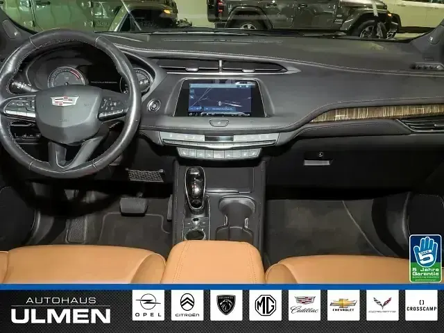 Gebraucht Cadillac XT4 174 PS (127 kW) 2022 Schwarz SUV