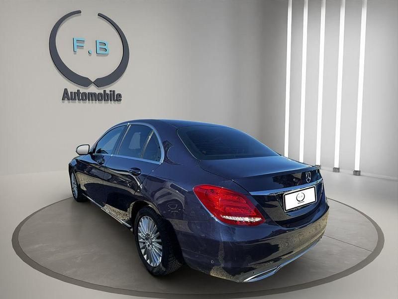 Gebraucht Mercedes C250 211 PS (155 kW) 2016 Blau Limousine