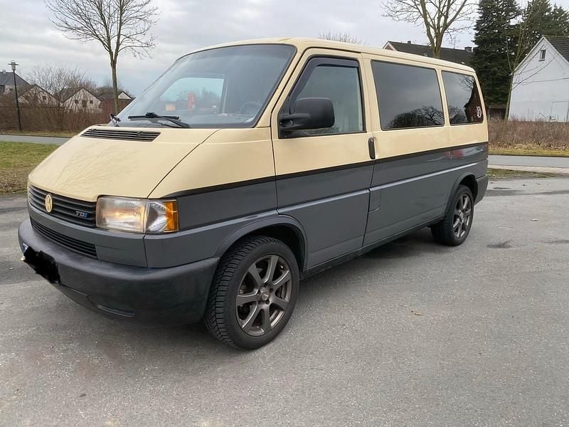 Gebraucht VW Transporter Style 88 PS (64 kW) 2002 Gelb Van