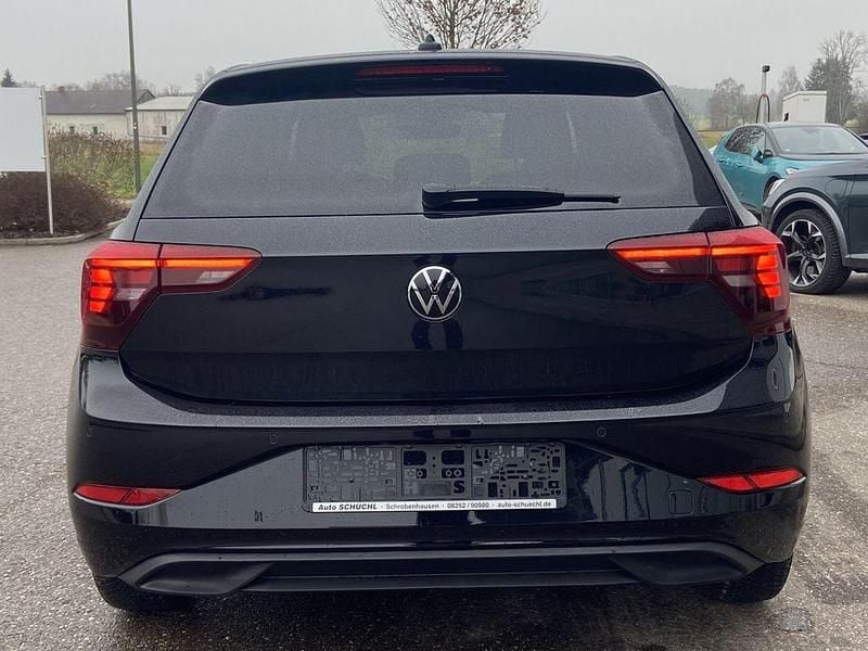Gebraucht VW Polo Active 95 PS (69 kW) 2022 Schwarz Kleinwagen