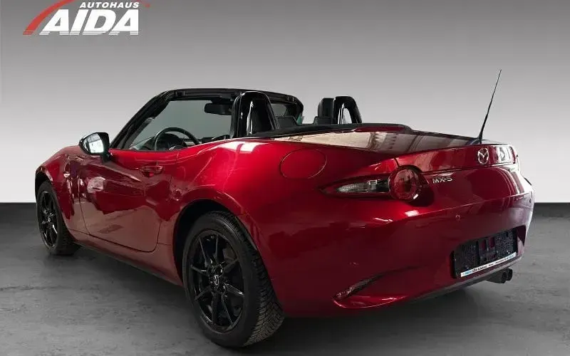 Gebraucht Mazda MX5 Ad'Vantage 132 PS (97 kW) 2023 Rot Cabrio